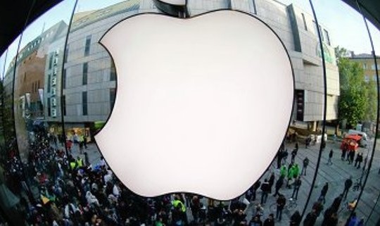 Apple заработал 5 миллиардов долларов на штаб-квартиру