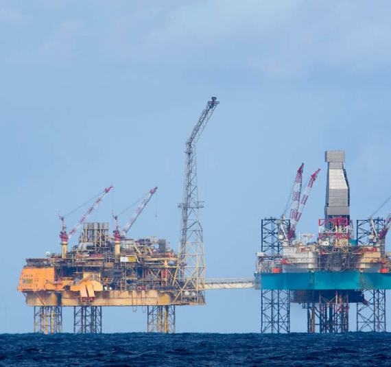 Добыча нефти на воде