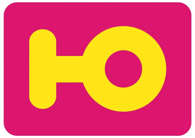 10_pinkonyellow