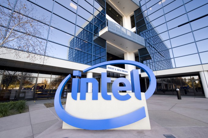 Intel – микропроцессор вместо сердца