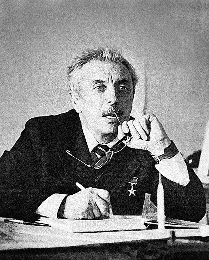 Фарман Салманов Фарман Салманов