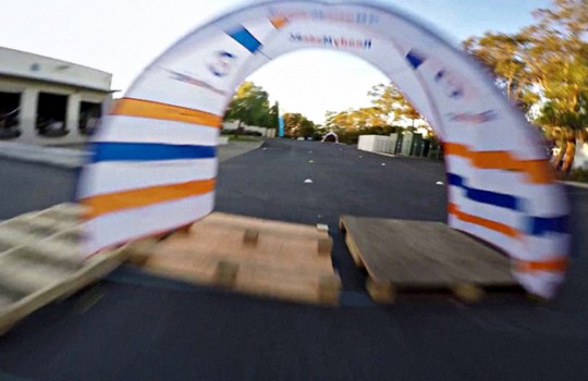 Сумасшедшие гонки на дронах 