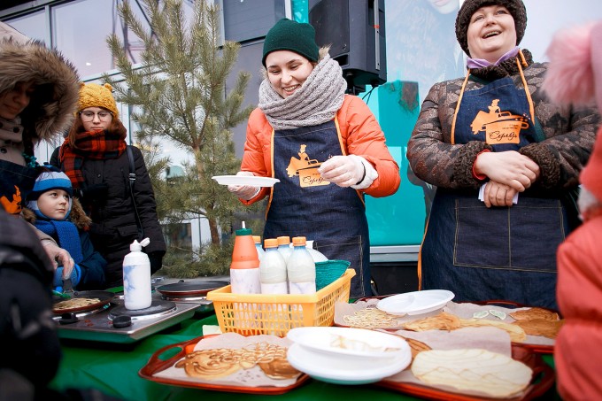Тюменцев научили печь арт-блины