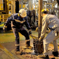 Нефть на конце долота