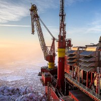 Иностранцы уехали, проблемы остались