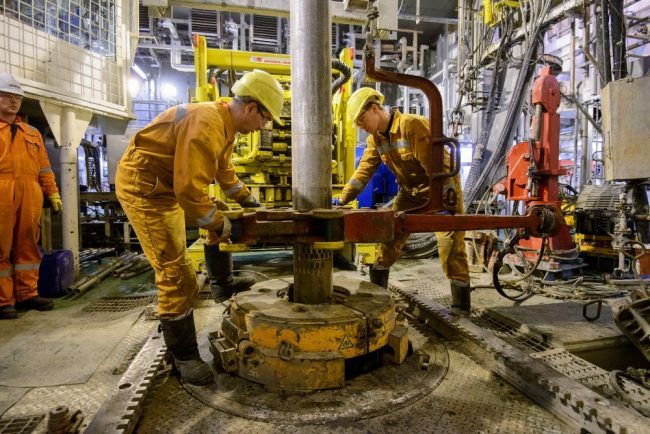 10 фактов о работниках нефтяной, газовой и топливной промышленности