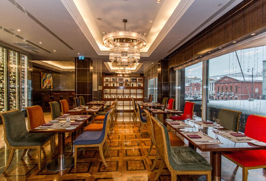 15605093-jpg-chekhonte-restaurant--v15605093-2000-d3ac0663f-w2000-h1333-q75