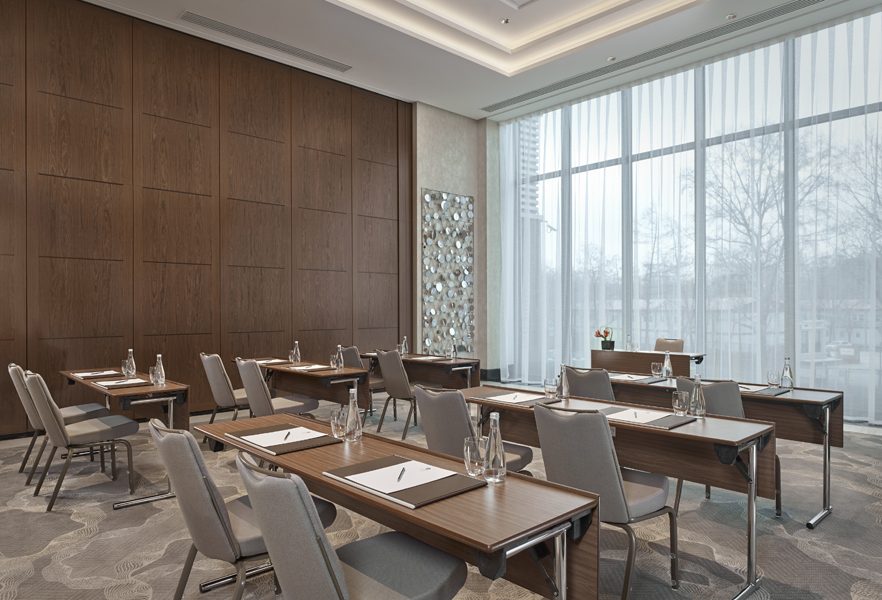 Hyatt-Regency-Moscow-Petrovsky-Park-Yashin-Bridge-Classroom-Hi-Res-Matthew-Shaw