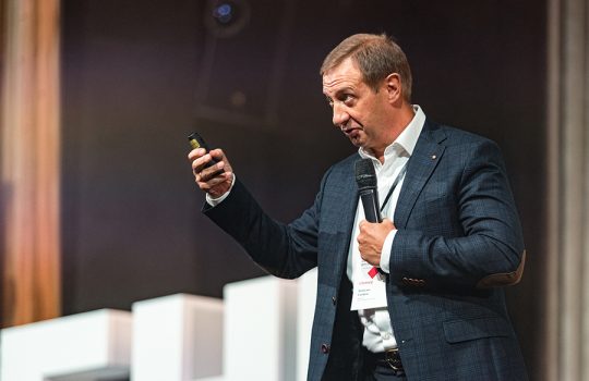 «В 2030-м магазинов не будет»