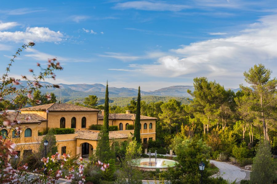 Французский Terre Blanche Hotel Spa Golf Resort занял 2 место в TOП 30 лучших курортов Европы